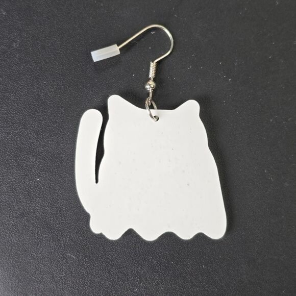 🎃 Cute Black Cat in Ghost Costume Earrings (NWOT) - Picture 3 of 5